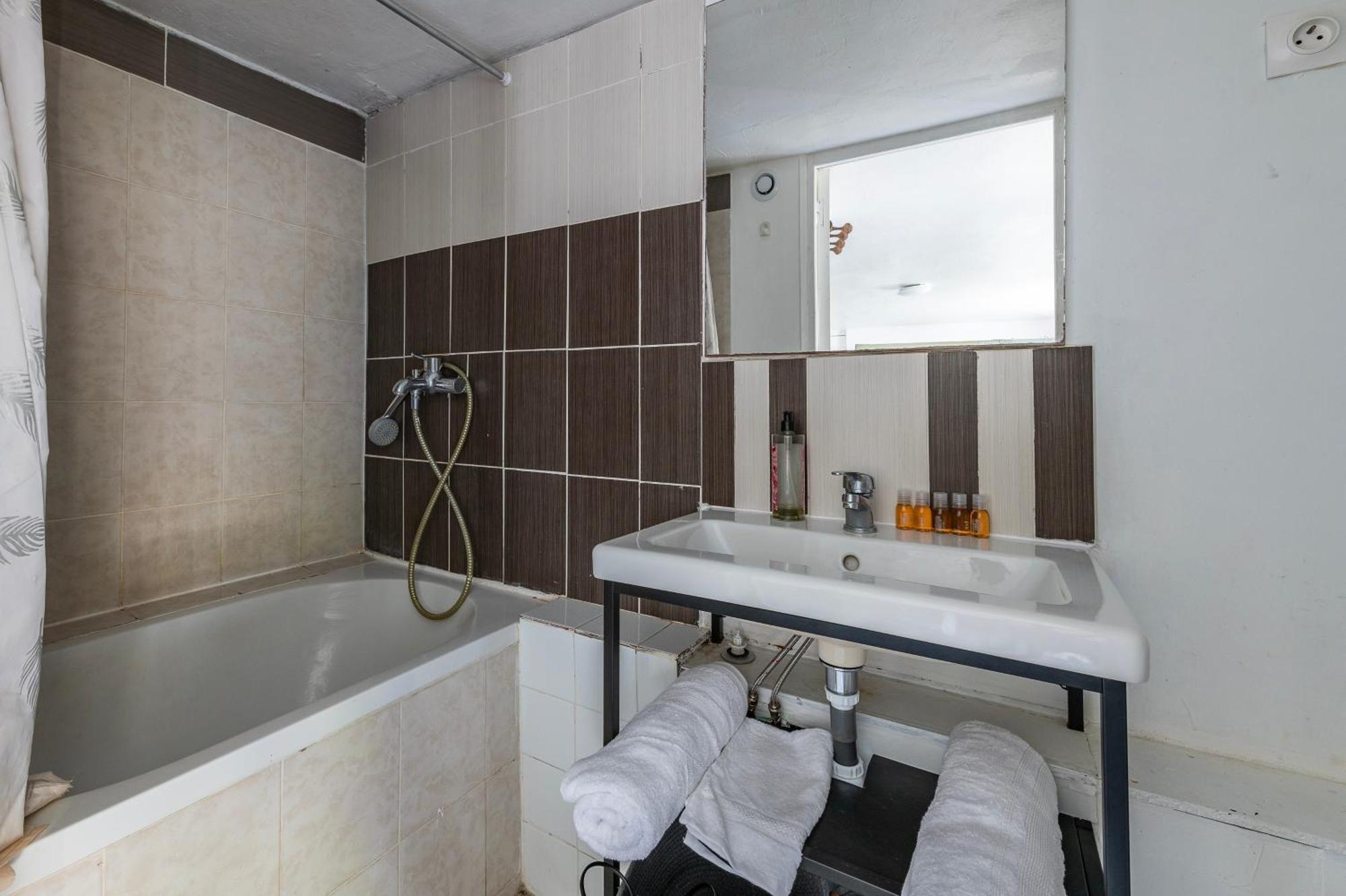Appartement Cosy - Proche Disneyland - Paris - Rer Noisy-le-Grand Esterno foto